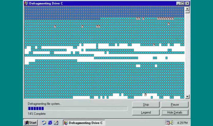 Screenshot of disk defragmenter in windows 98