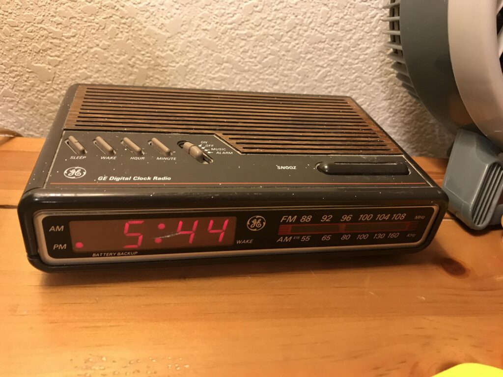 GE Digital Clock Radio 