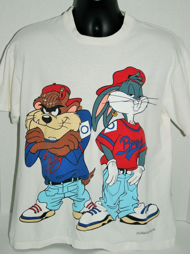 Looney Toons tshirt with bugs and Tazmanian Devil