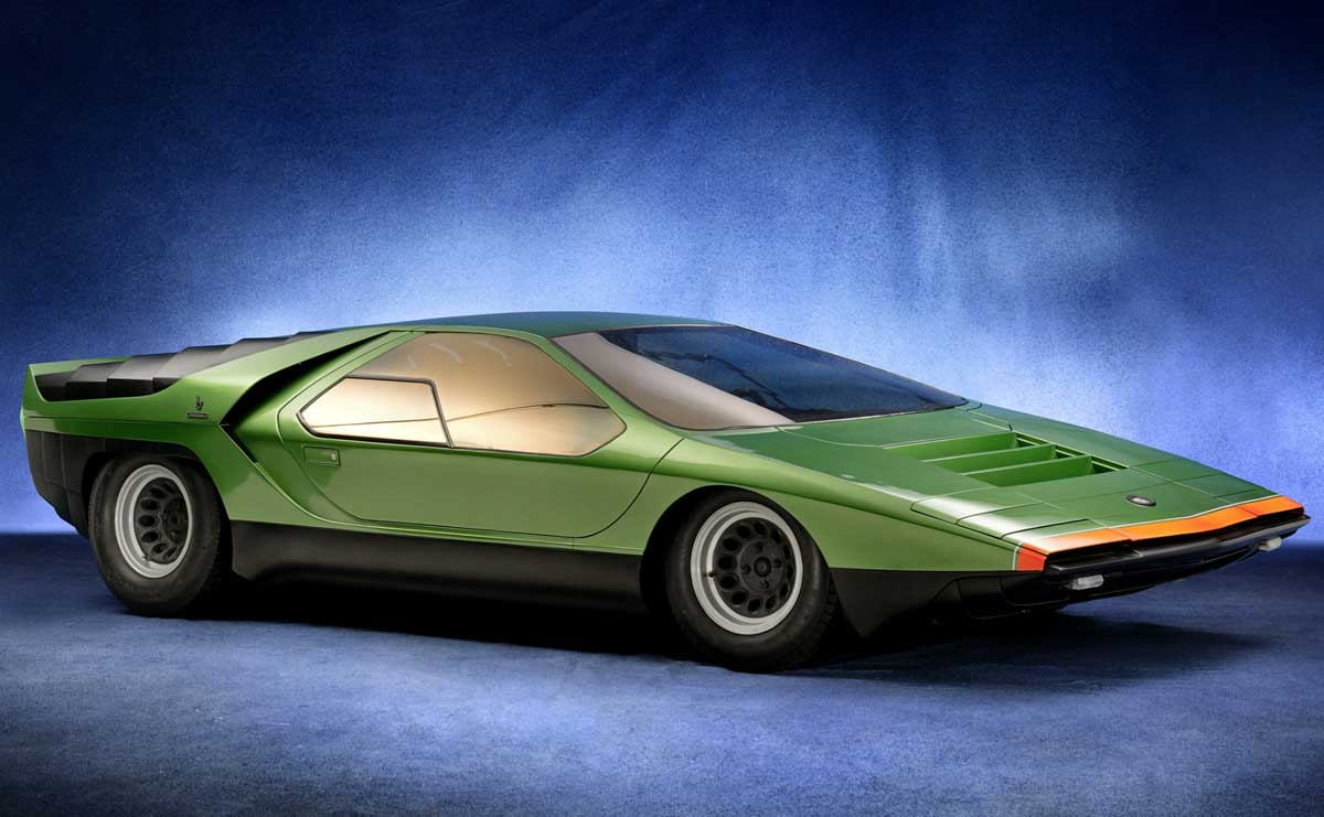 Green Alfa Romeo Carabo (1968) vintage concept car