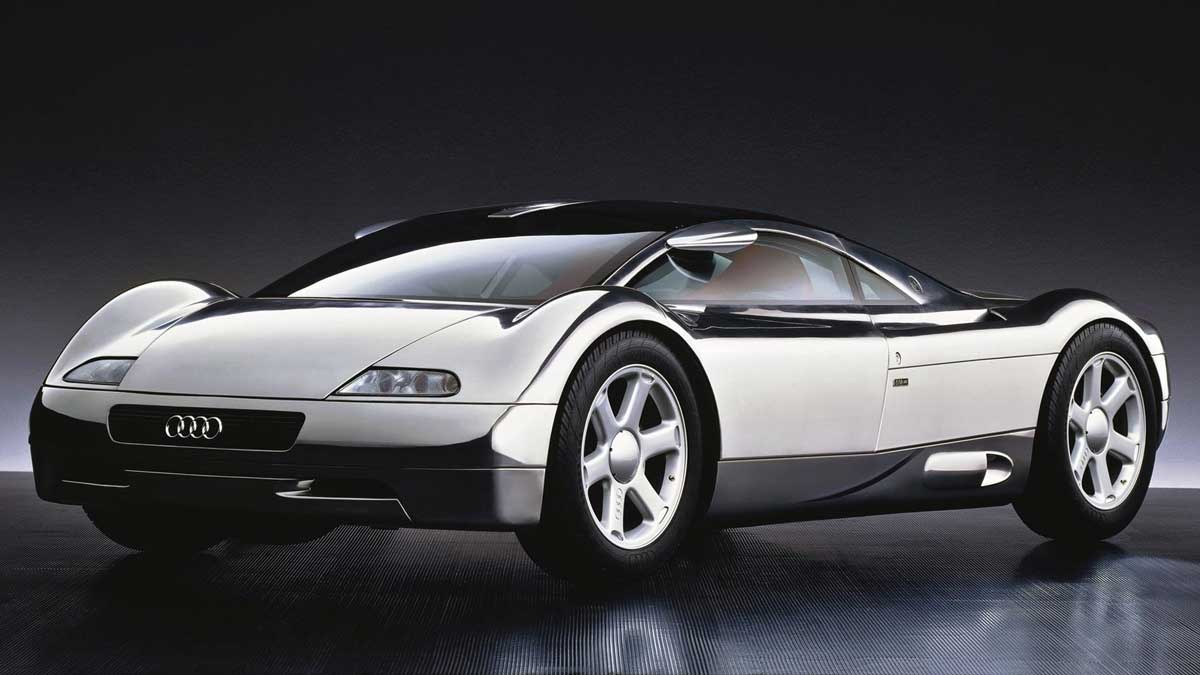 Shiny metallic silver Audi Avus Quattro (1991) concept car