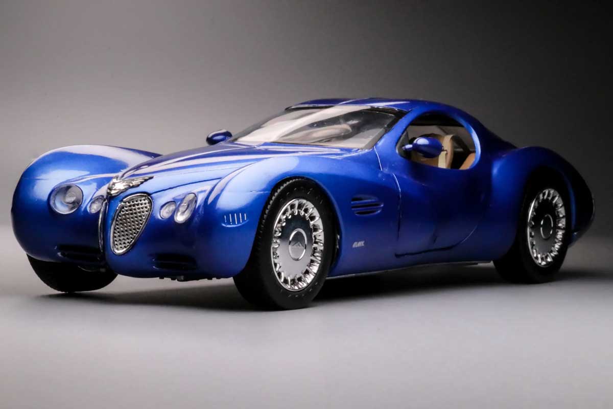 Blue Chrysler Atlantic (1995) concept car