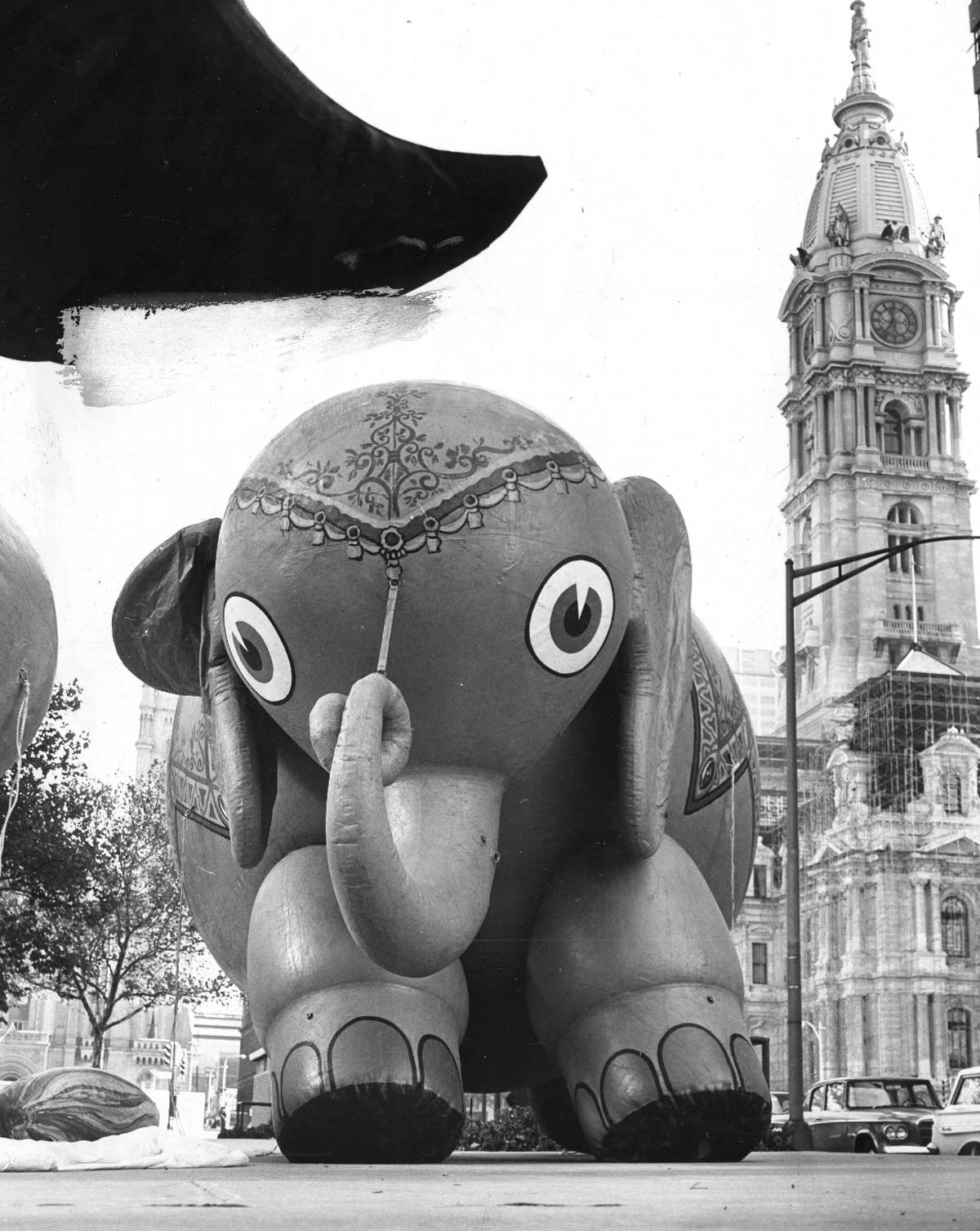 Vintage photos of Gimbel's Parade - inflatable elephant