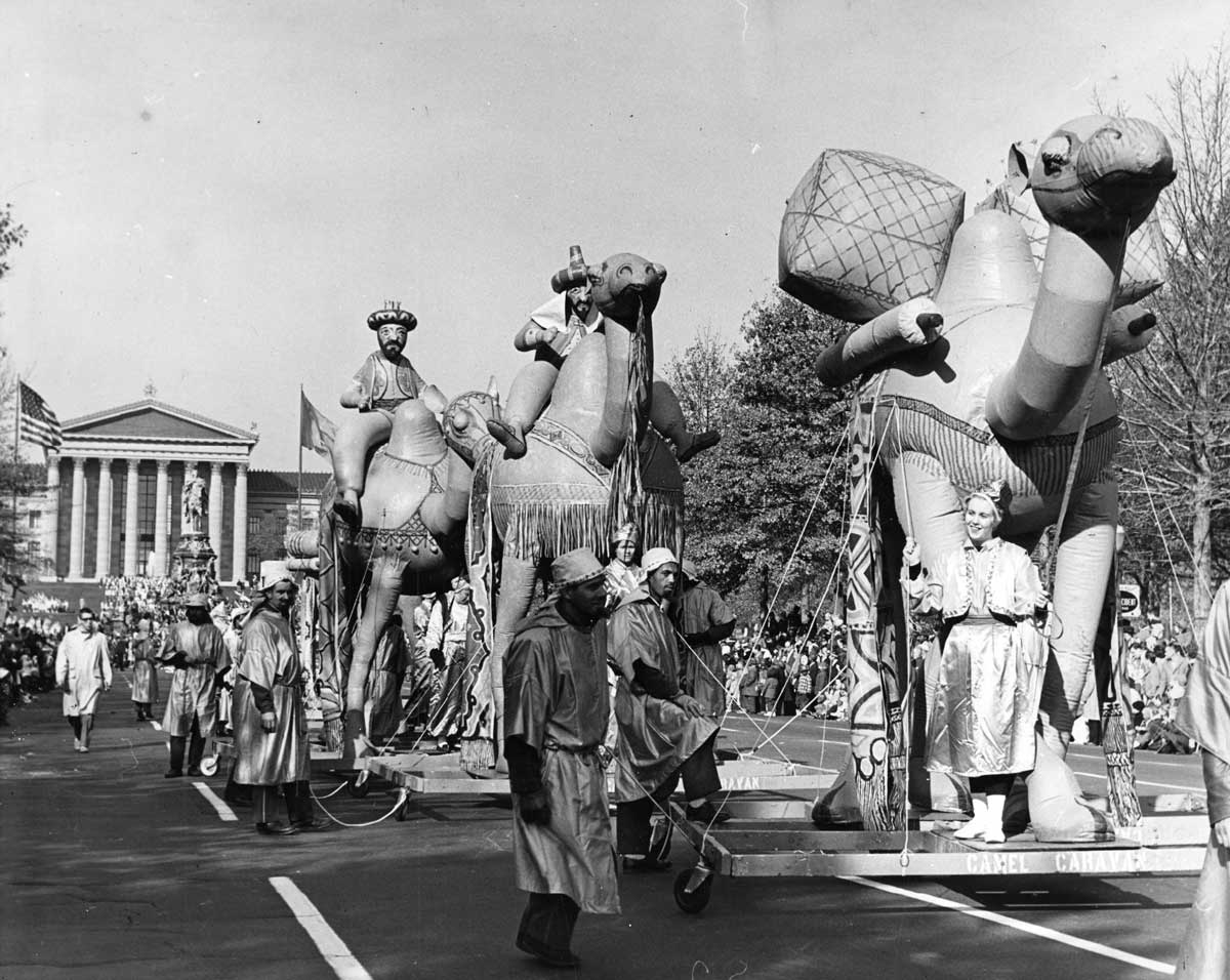 Gimbel's Parade 1961, camels