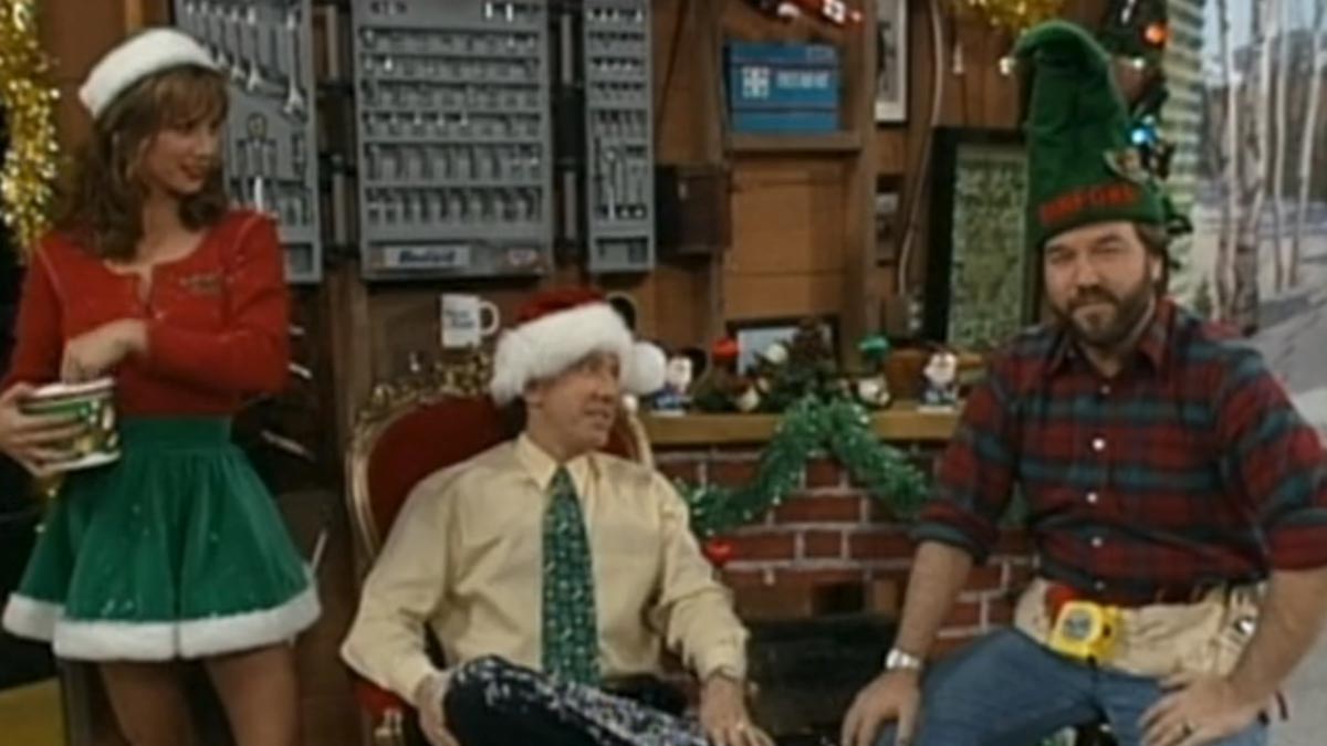 Al and Tim on Tool Time wearing christmas hats in the Christmas episode of Home Improvement.